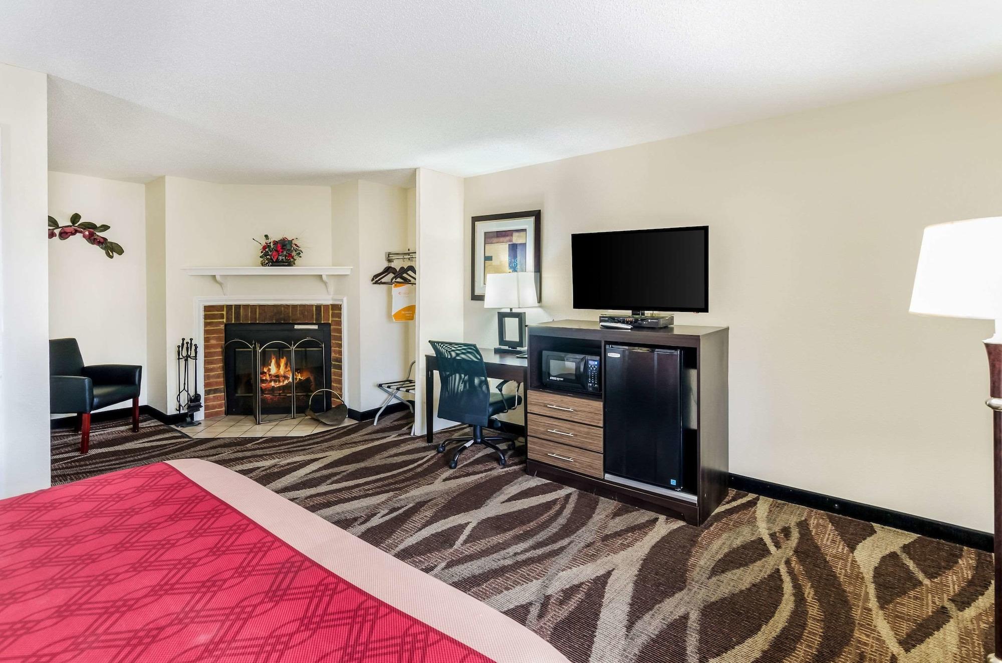 Econo Lodge Glade Springs I-81 Dış mekan fotoğraf