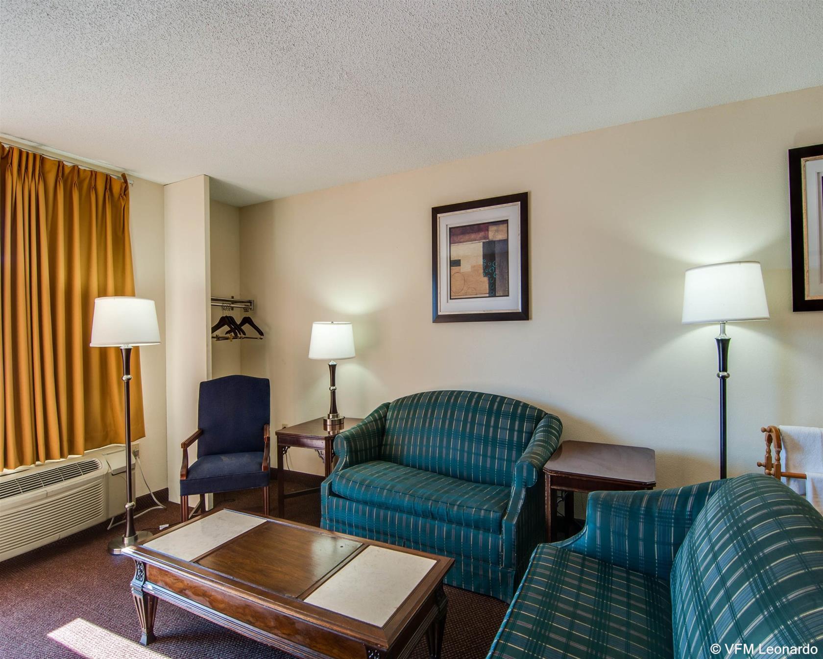 Econo Lodge Glade Springs I-81 Dış mekan fotoğraf