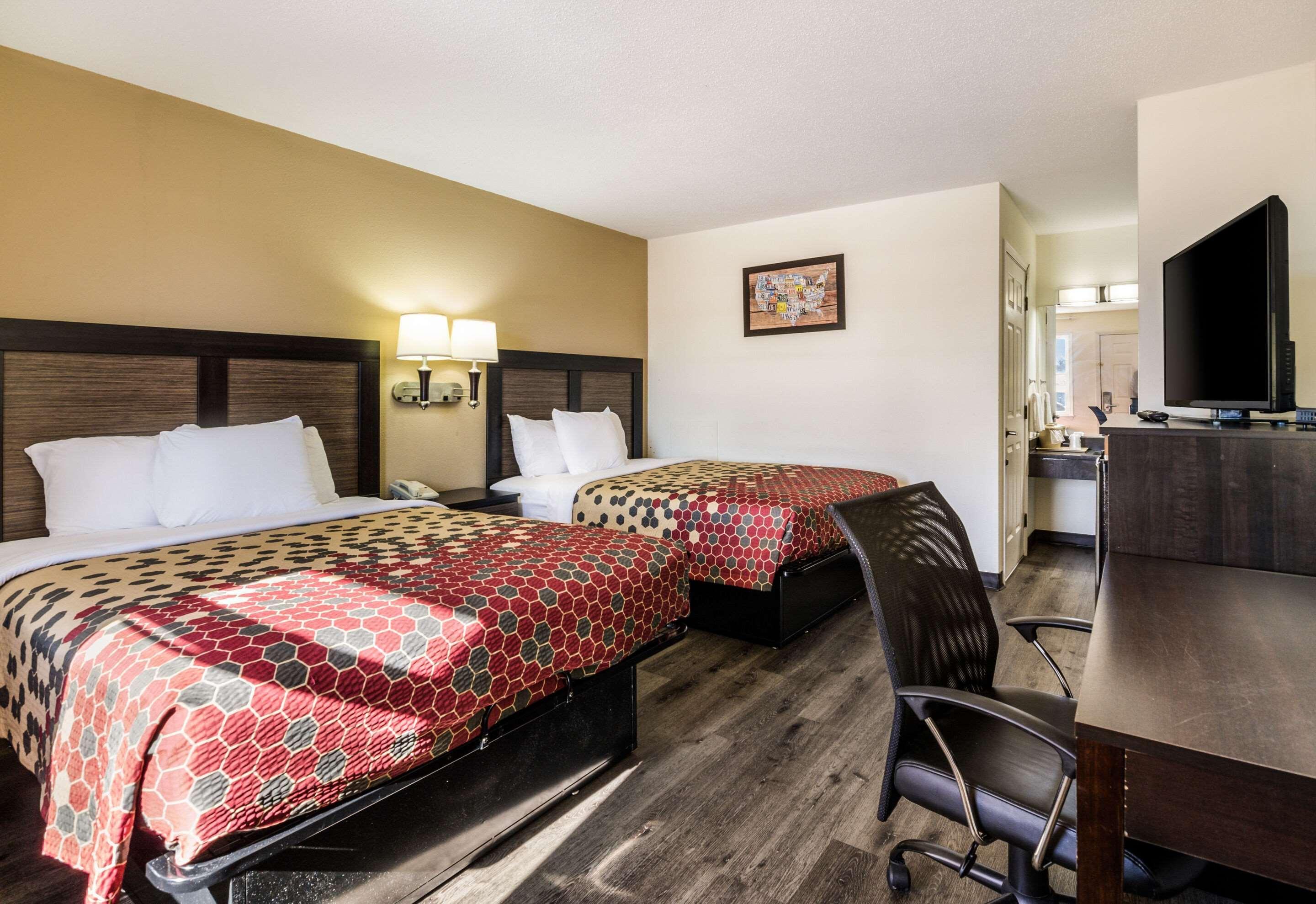 Econo Lodge Glade Springs I-81 Dış mekan fotoğraf