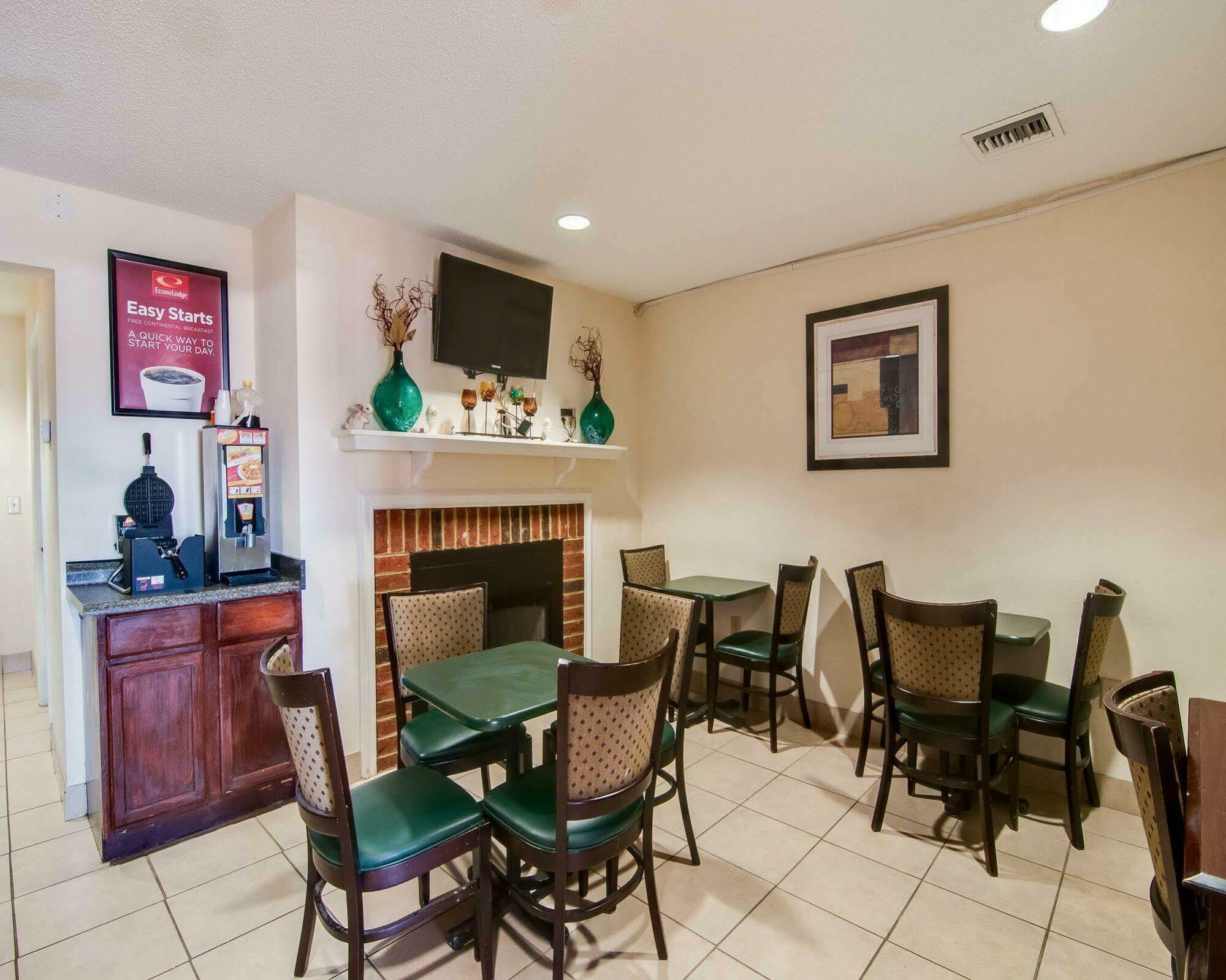 Econo Lodge Glade Springs I-81 Dış mekan fotoğraf